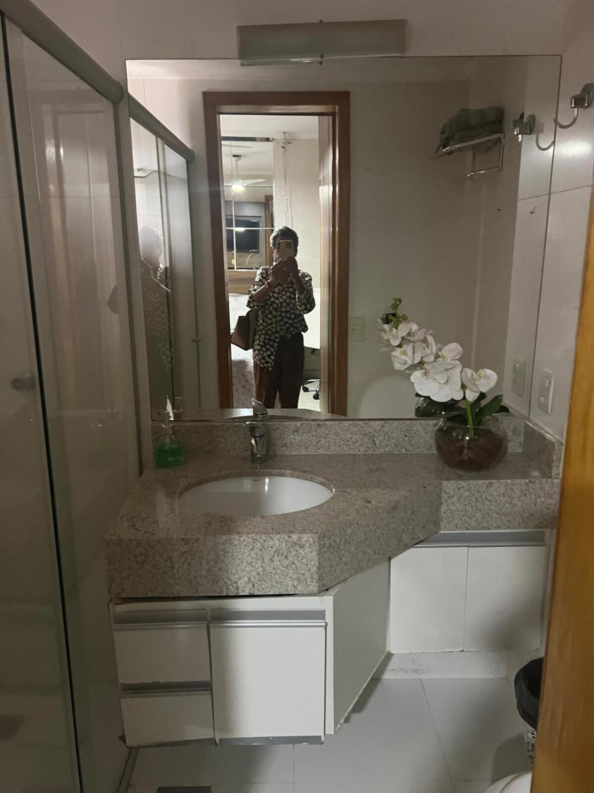 Elegancia & Conforto Flat Mobiliado Goiania Ngoại thất bức ảnh